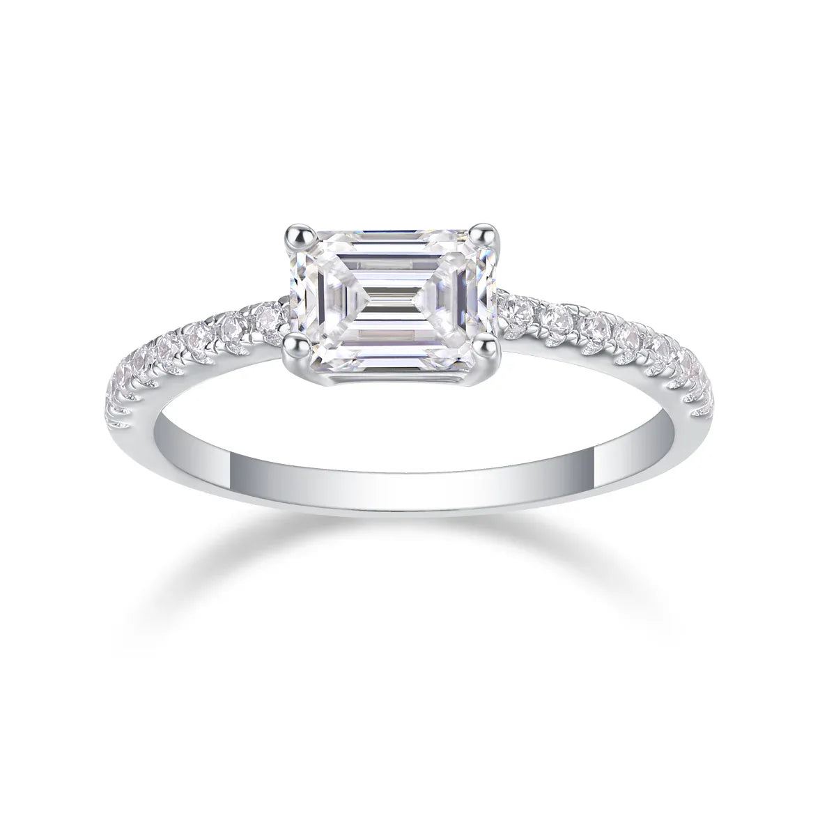 Big City, Small Matters - A Wedding Ring Set With Top-quality Moissanite S925 Silver And Platinum-plated Diamond Can Be Tested With A Diamond Pen. The Ring Is In Yellow Gold And Rose Gold - AURIEVAA