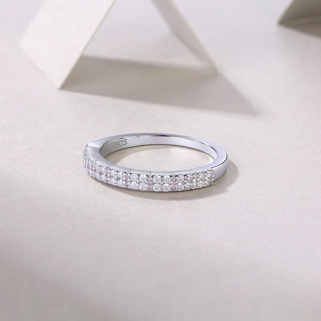 For Love - A Wedding Ring Set With Top-quality Moissanite S925 Silver And Platinum-plated Diamond Can Be Tested With A Diamond Pen. The Ring Is In Gold And Rose Gold - AURIEVAA