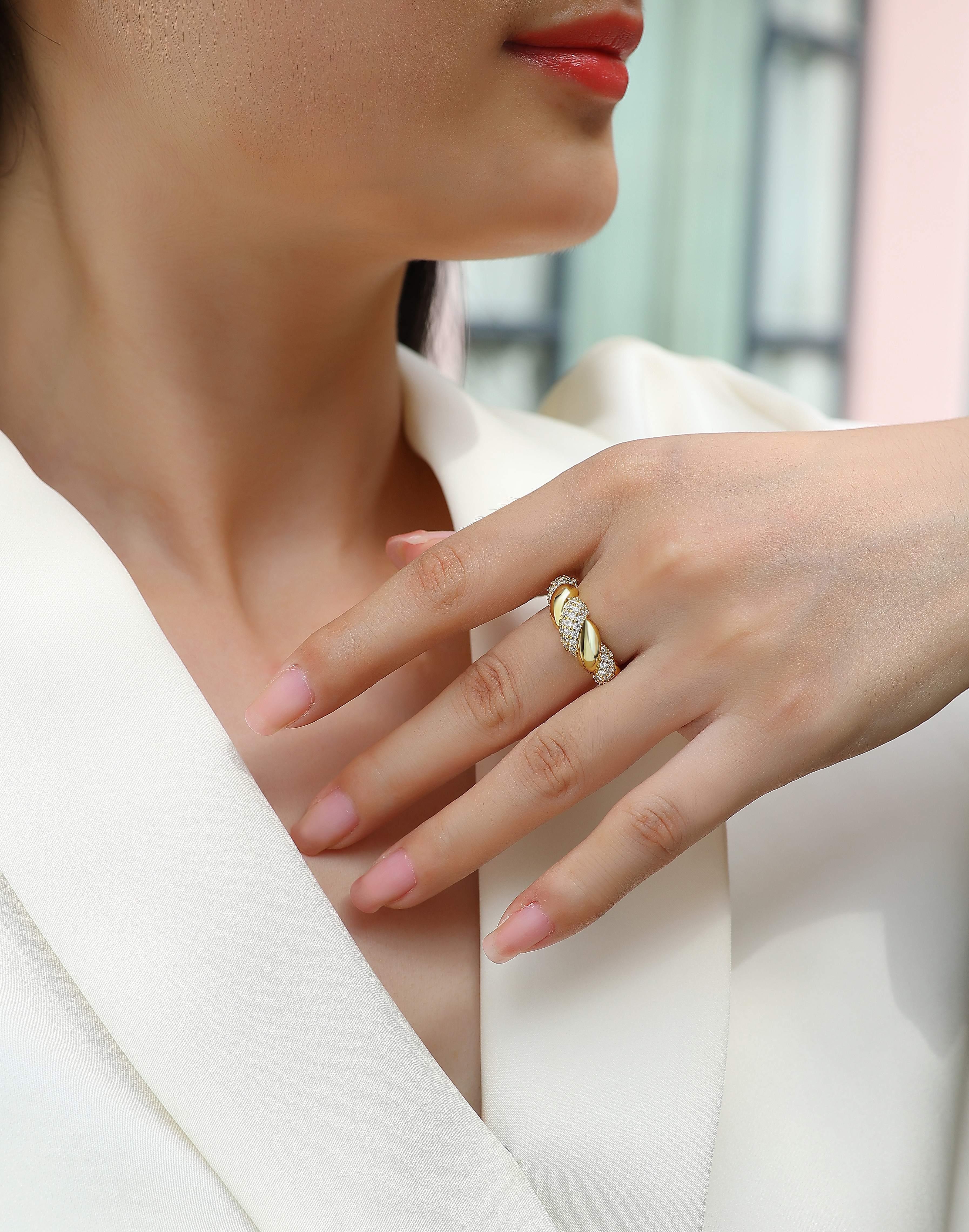 Tengman - A Fashionable Jewelry Accessory Set With Moissanite S925 Sterling Silver And Gold-plated Diamond - AURIEVAA