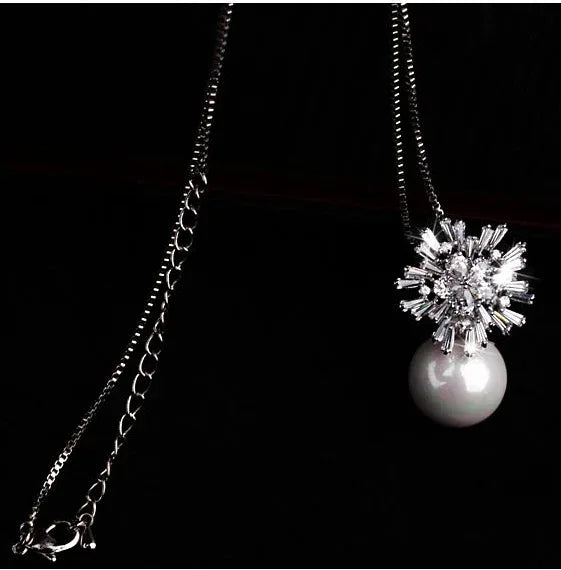 Pearl zircon necklace - AURIEVAA