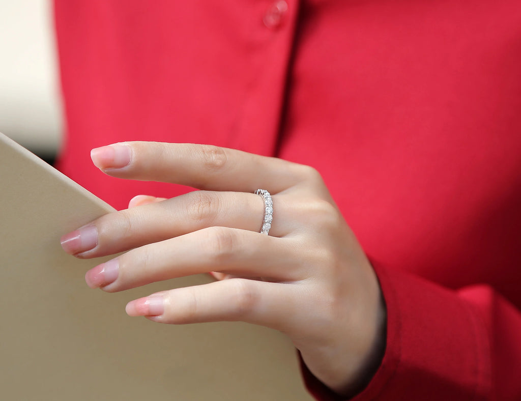 A Fleeting Glimpse - A Wedding Ring Set With Top-quality Moissan S925 Silver And Platinum-plated Diamond Can Be Inspected With A Diamond Pen - AURIEVAA