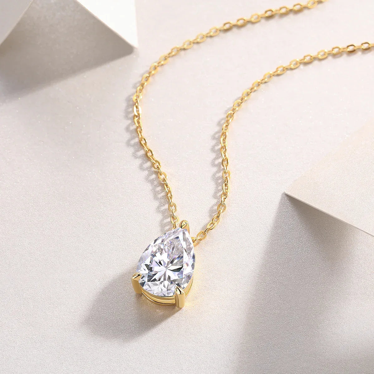 Under The Moon - A Fashionable And Trendy Diamond Pendant Necklace Set With Pear-shaped Moissanite S925 Sterling Silver And Gold Plating - AURIEVAA
