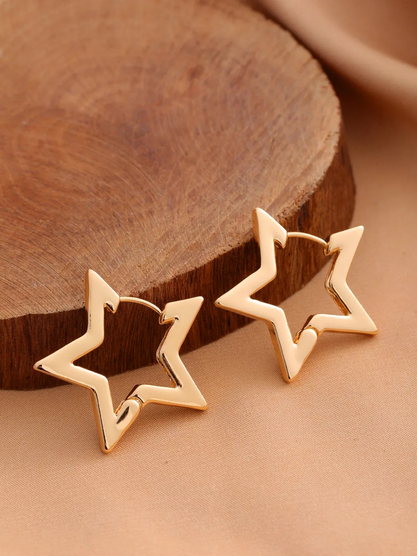 Fashion Grid Versatile Temperament Earrings - AURIEVAA