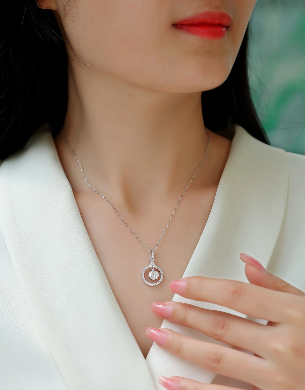 Love Ring - A Fashionable And Luxurious Diamond Jewelry Pendant Set With 1-carat Moissan Diamond S925 Sterling Silver And Platinum Plating - AURIEVAA