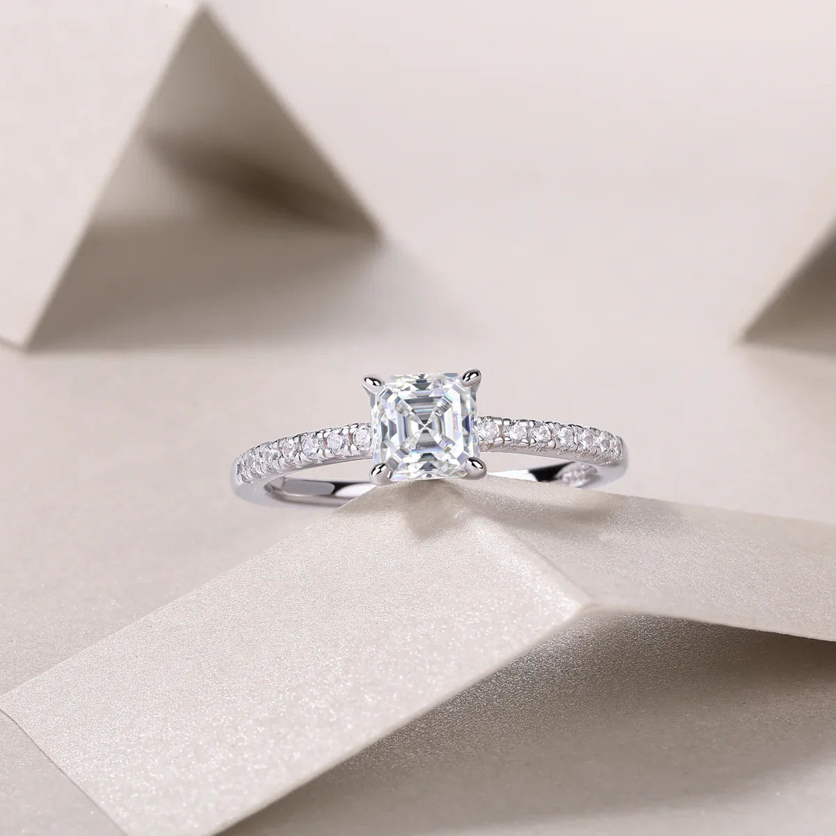 Awakening - A Wedding Ring Set With Top-quality Moissanite S925 Silver And Platinum-plated Diamond Can Be Tested With A Diamond Pen - AURIEVAA