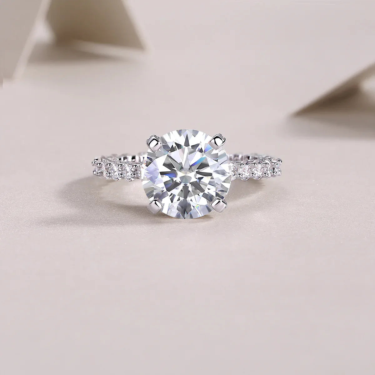 Affectionate And Tender - A 5-carat S925 Silver Diamond Wedding Ring Set With Top-quality Moissanite And Platinum Plating. The Ring Can Be Inspected With A Diamond Pen - AURIEVAA