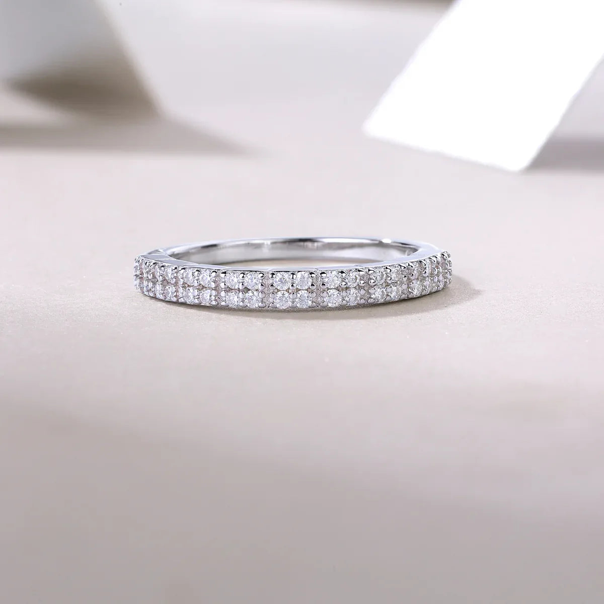 For Love - A Wedding Ring Set With Top-quality Moissanite S925 Silver And Platinum-plated Diamond Can Be Tested With A Diamond Pen. The Ring Is In Gold And Rose Gold - AURIEVAA