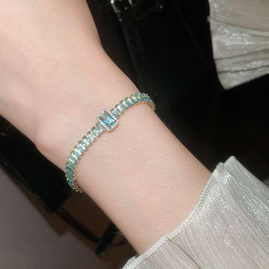 Dopamine Zircon Geometric Clasp Bracelet Delicate Bracelet - AURIEVAA