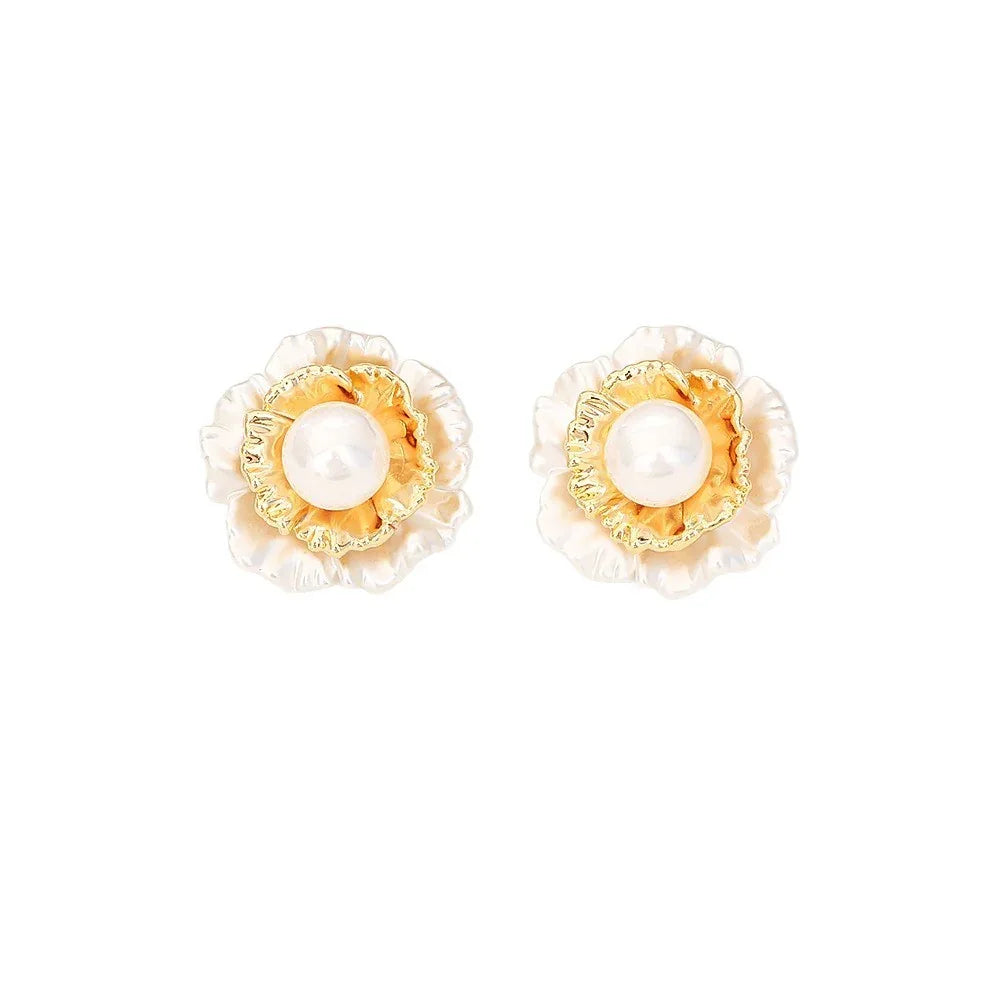 High-grade Pleated Flower Pearl Stud Earrings Fashionable Elegant Light Luxury - AURIEVAA