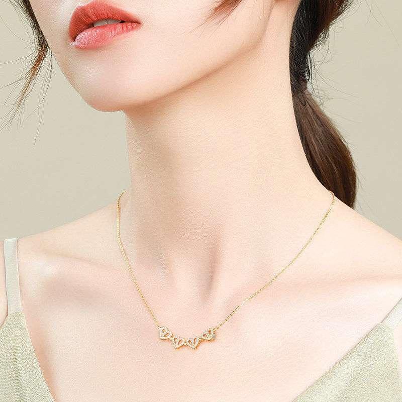 Retro Magnetic Folding Heart Shaped Four Leaf Clover Pendant Necklace Women Love Clavicle Chain Gifts Openable Choker Jewelry - AURIEVAA