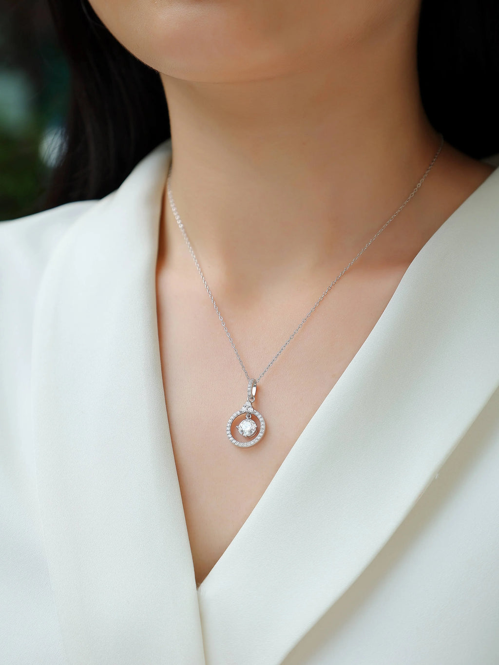 Love Ring - A Fashionable And Luxurious Diamond Jewelry Pendant Set With 1-carat Moissan Diamond S925 Sterling Silver And Platinum Plating - AURIEVAA