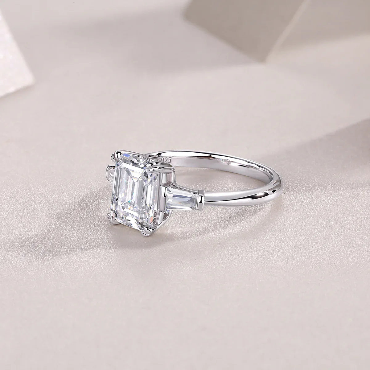 Starry Sky Mirror - A Fashionable Diamond Jewelry Piece Set With Moissanite S925 Sterling Silver And Platinum Diamond Ring - AURIEVAA