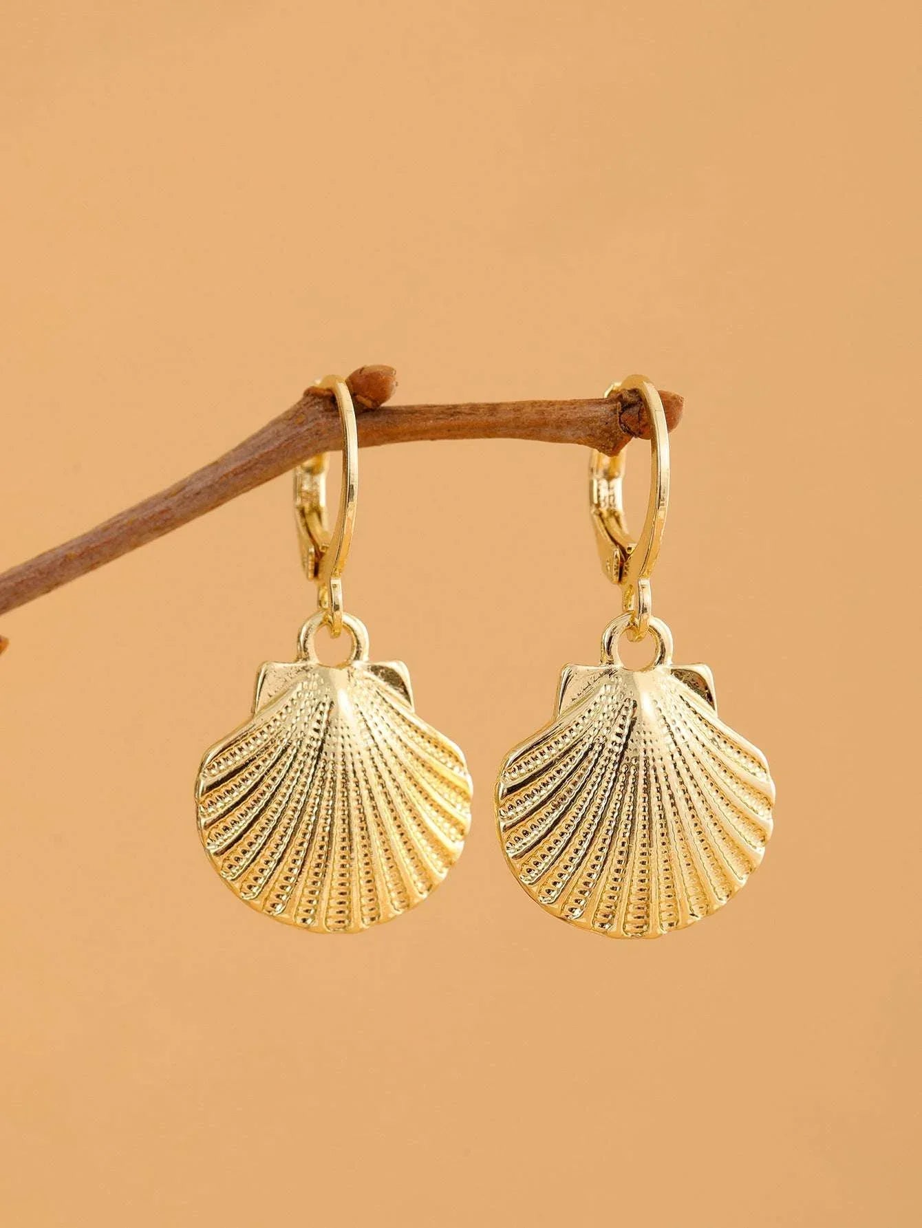 Fashionable And Minimalist Shell Hot Selling Conch Starfish Earrings For Women - AURIEVAA