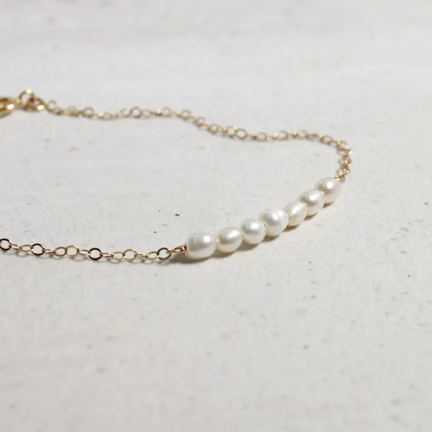 Pearl Bar Beaded Bracelet - AURIEVAA