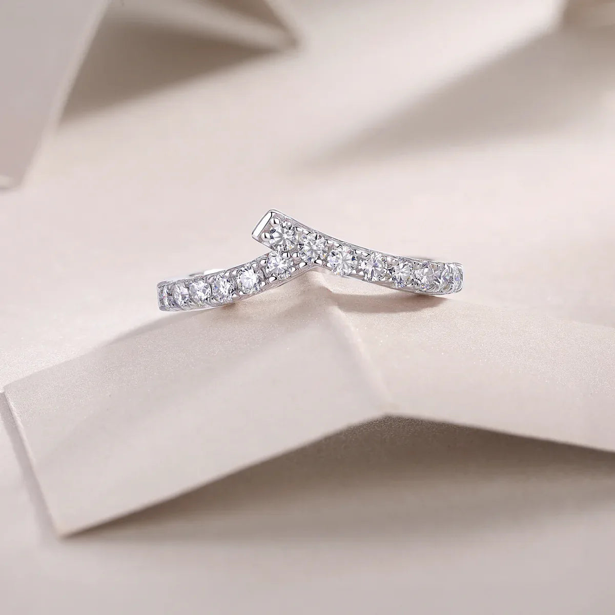 Rush - A Wedding Ring Set With Top-quality Moissanite S925 Silver And Platinum-plated Diamond Can Be Inspected With A Diamond Pen - AURIEVAA