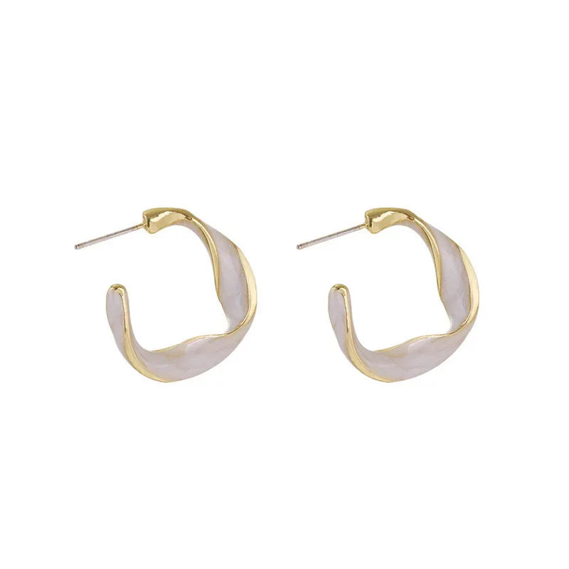 Geometric Distortion Drop Oil Lady C-shaped Earrings - AURIEVAA