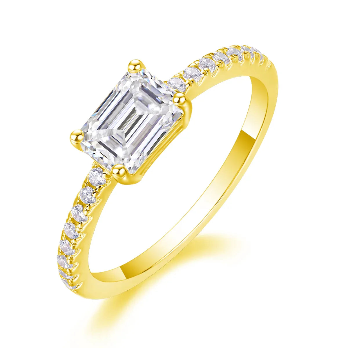 Big City, Small Matters - A Wedding Ring Set With Top-quality Moissanite S925 Silver And Platinum-plated Diamond Can Be Tested With A Diamond Pen. The Ring Is In Yellow Gold And Rose Gold - AURIEVAA