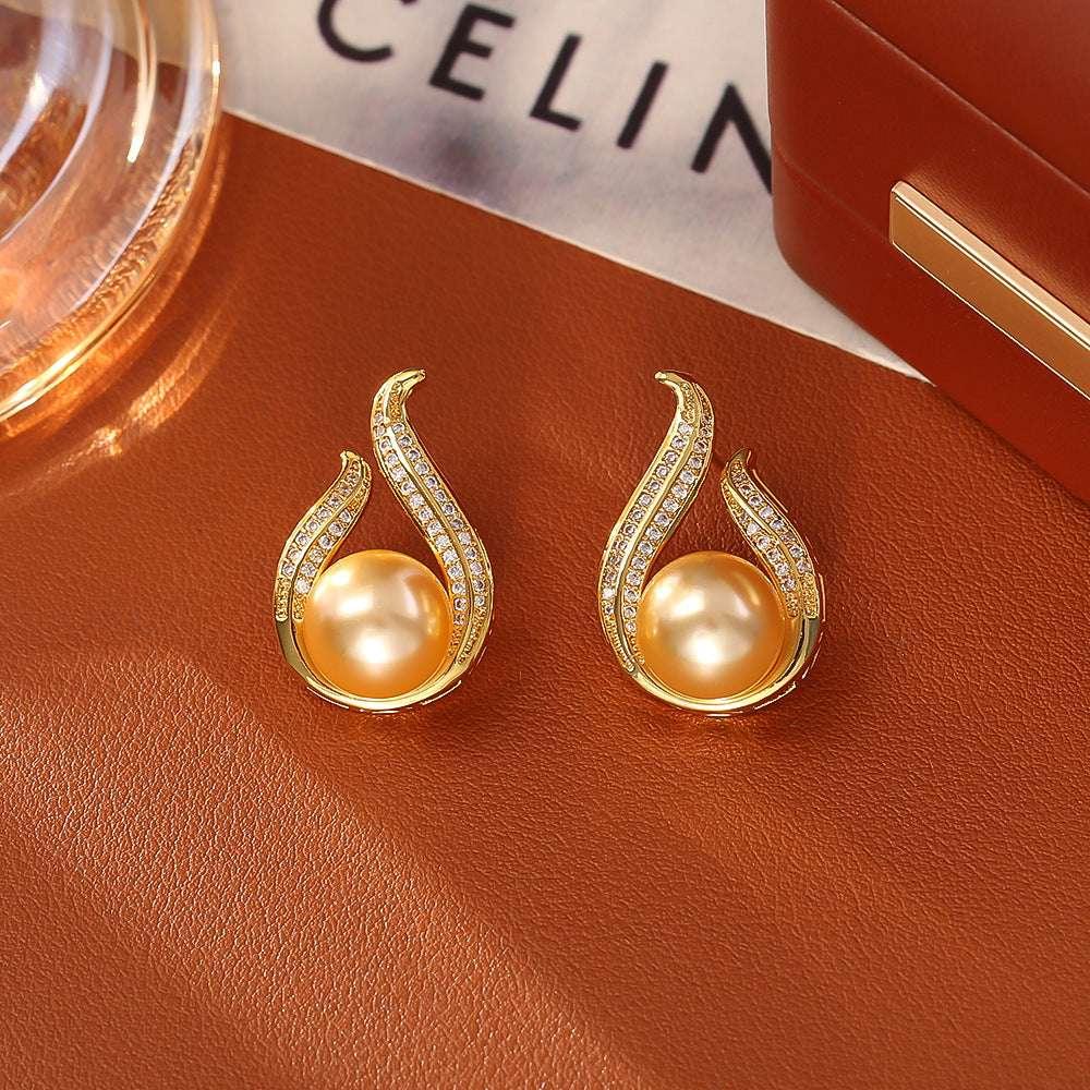 Glass Pearl Stud Earrings High-end Fashion Exquisite - AURIEVAA