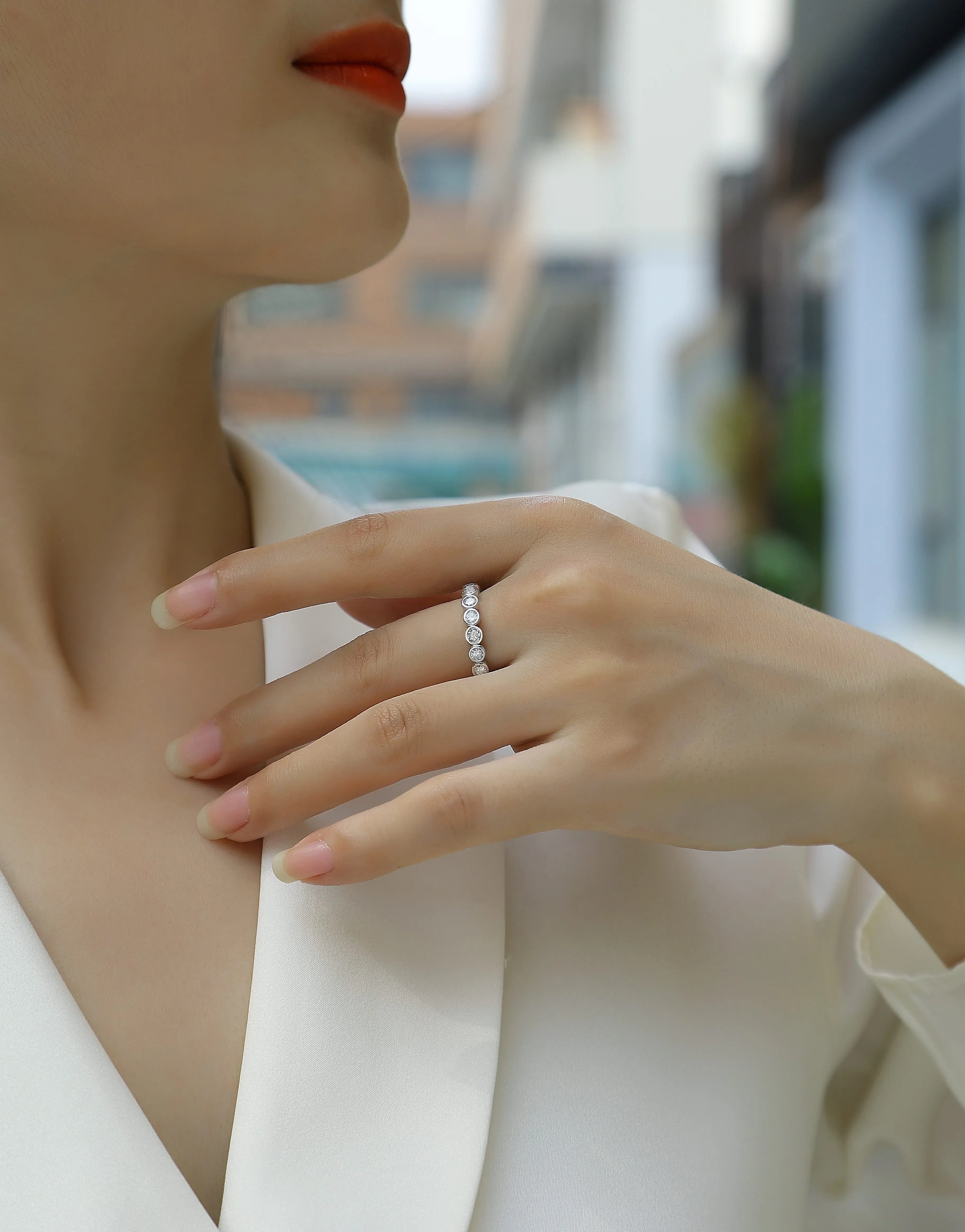 Emerging From The Cocoon - A Wedding Ring Set With Top-quality Moissanite S925 Silver And Platinum-plated Diamond Can Be Tested With A Diamond Pen. The Ring Is In Gold And Rose Gold - AURIEVAA