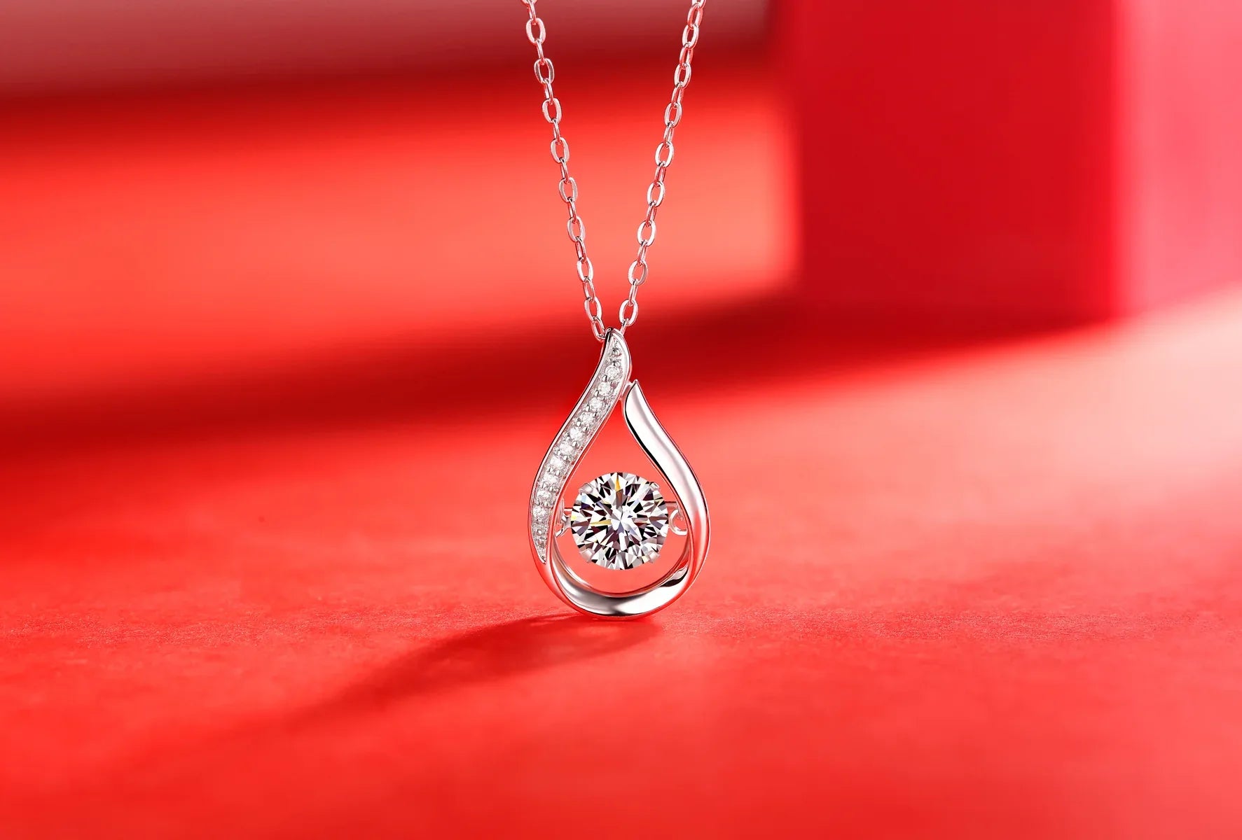 Smart Drop Luxury Fashion Diamond Pendant Necklace Set With Mosan Diamond Silver Ornaments - AURIEVAA