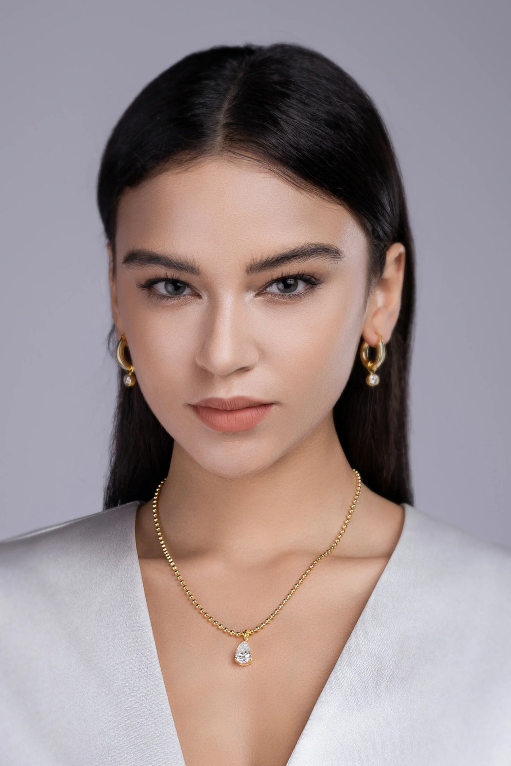 Wish Light - A Fashionable And Trendy Diamond Jewelry Necklace Pendant Set With Pear-shaped Moissanite S925 Sterling Silver And Gold Plating - AURIEVAA