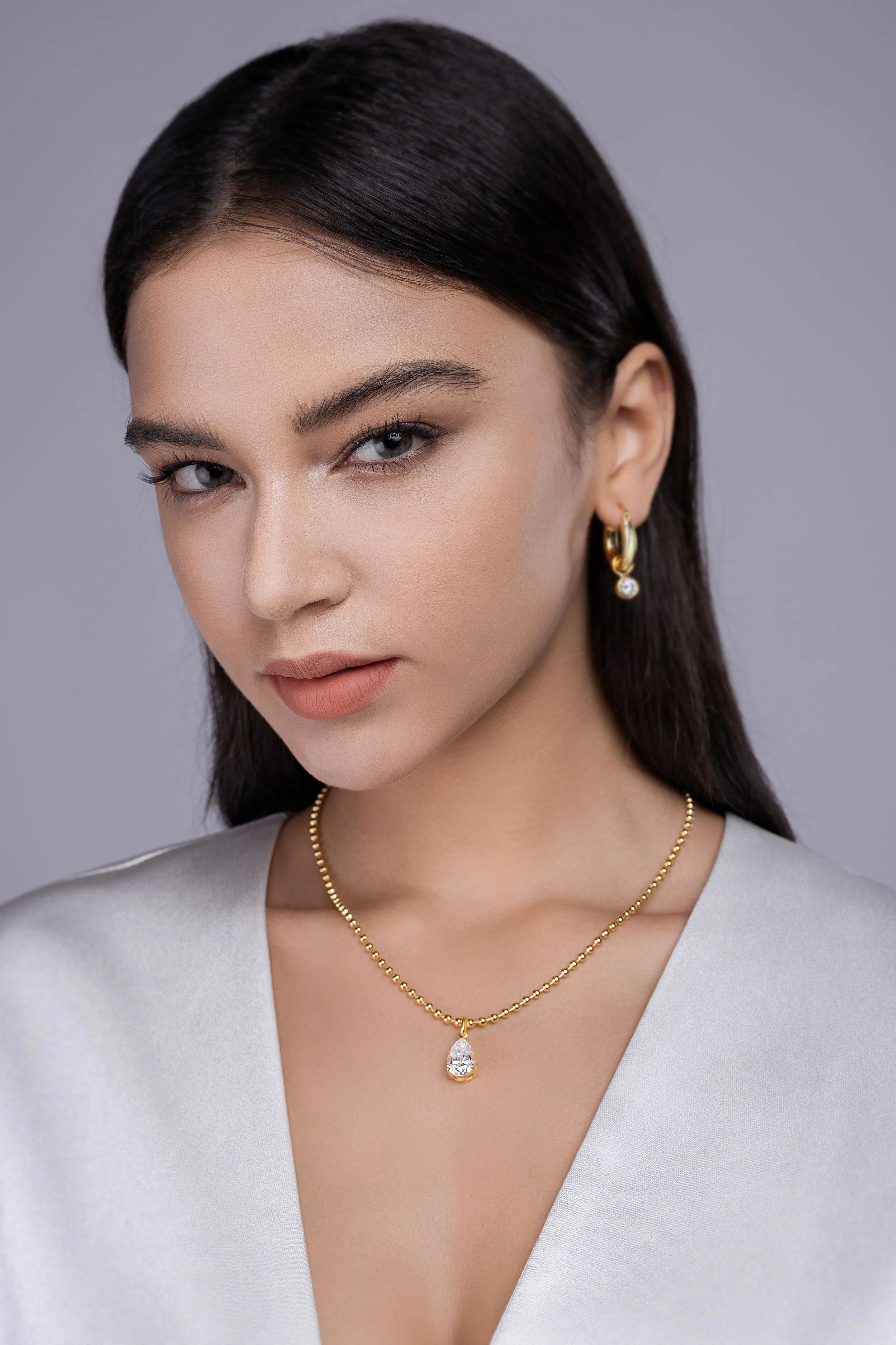 Wish Light - A Fashionable And Trendy Diamond Jewelry Necklace Pendant Set With Pear-shaped Moissanite S925 Sterling Silver And Gold Plating - AURIEVAA