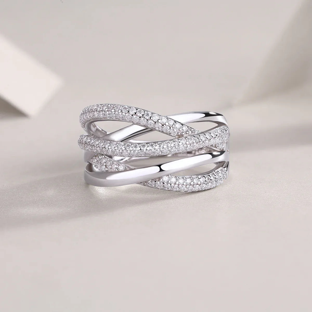 Brilliant Interweaving - A Fashionable And Luxurious Jewelry Accessory Set With Moissanite S925 Sterling Silver And Platinum-plated Diamond - AURIEVAA