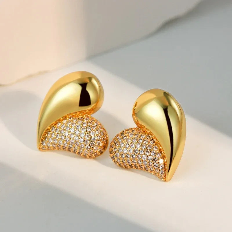 New Fashion Diamond Love Heart Stud Earrings Women's High Sense - AURIEVAA