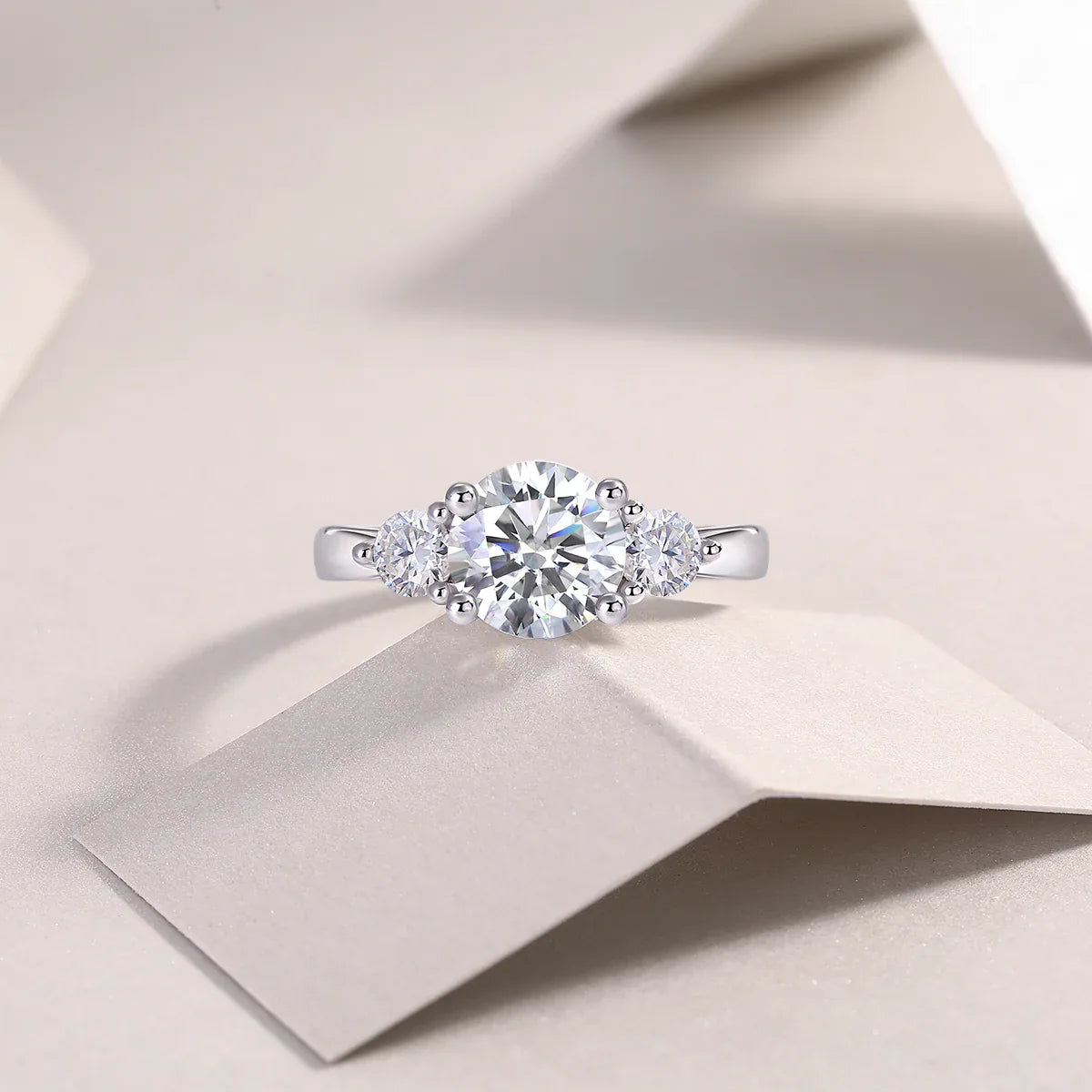 Three Reincarnations - A Wedding Ring Set With 2-carat Top-quality Moissanite S925 Silver And Gold-plated Diamond. The Ring Can Be Tested With A Diamond Pen - AURIEVAA