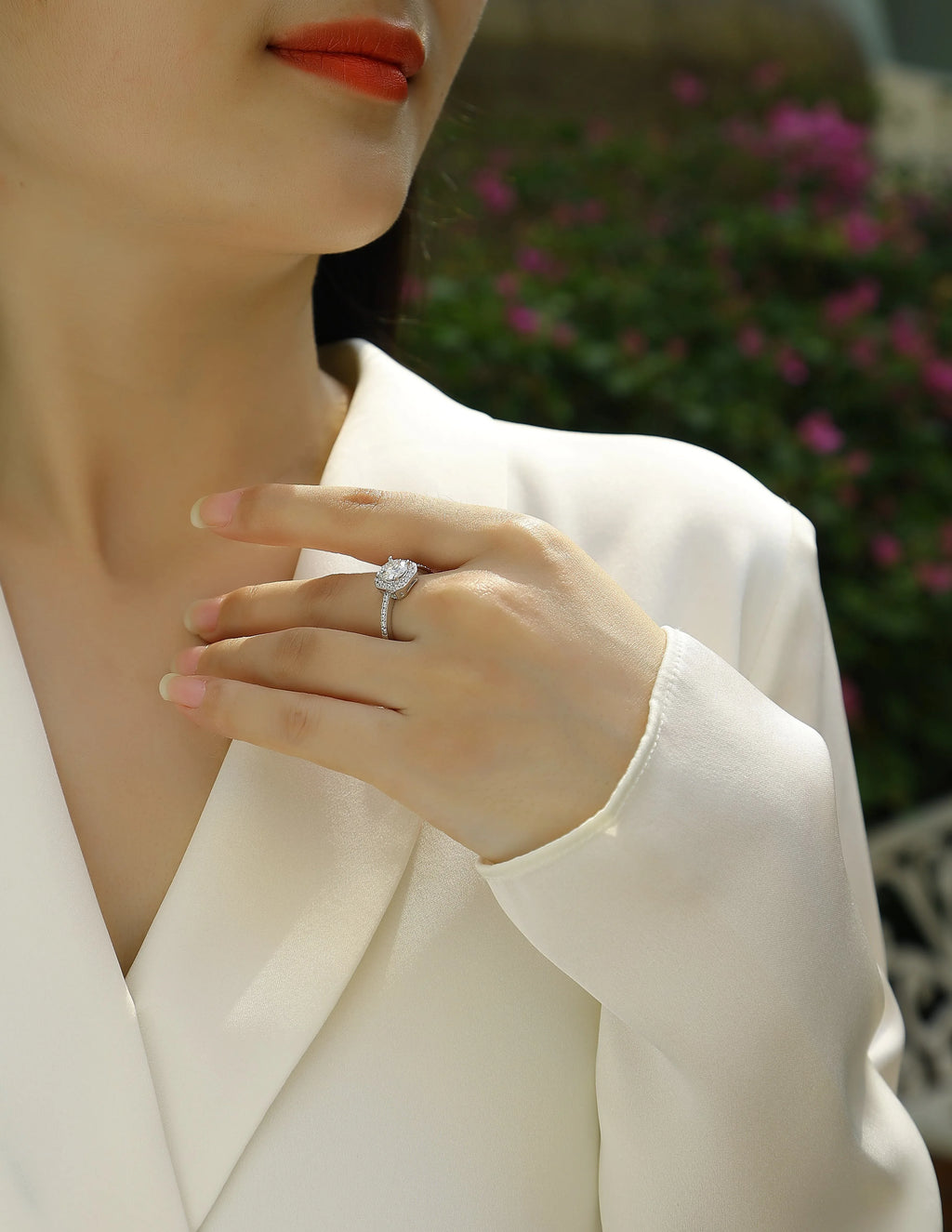 A Wonderful Connection - A Wedding Ring Set With 1-carat Top-quality Moissanite S925 Silver And Platinum-plated Diamond. The Ring Can Be Tested With A Diamond Pen - AURIEVAA