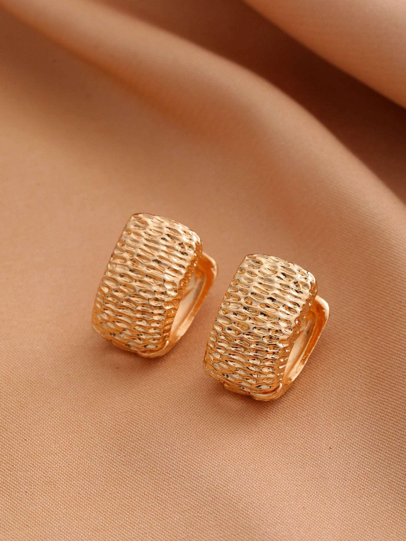 Fashion Grid Versatile Temperament Earrings - AURIEVAA