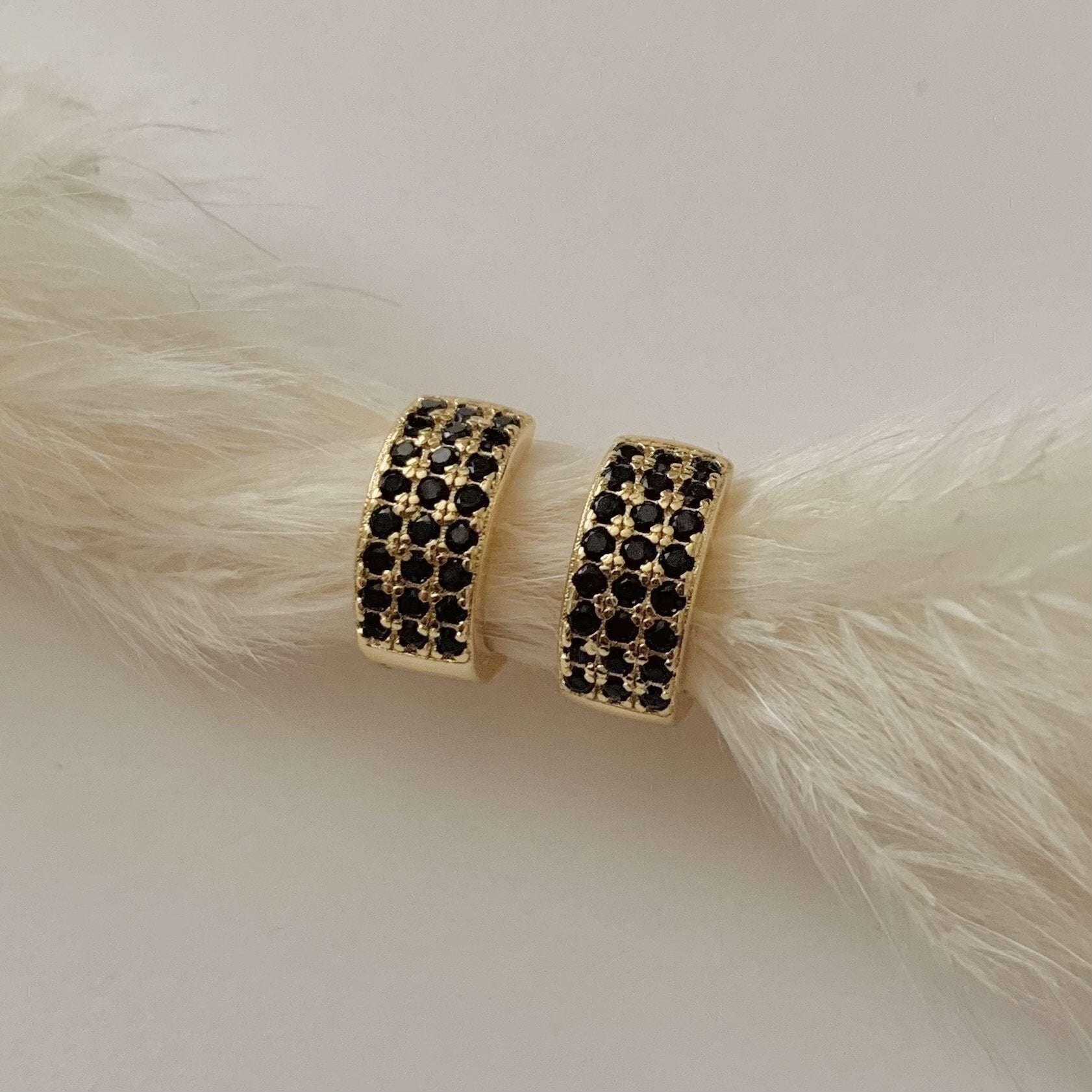 Tara 2.0 huggies -Black Zirconia - AURIEVAA